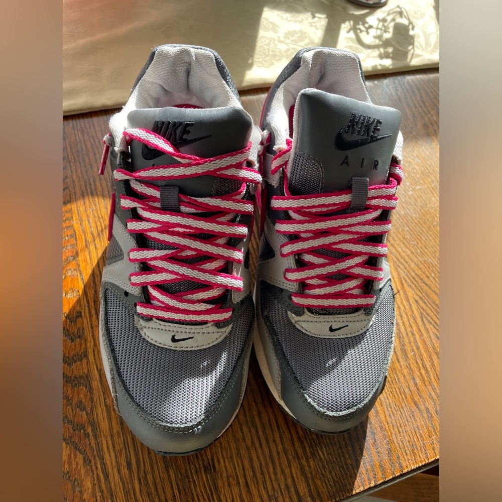 Women’s Air Max Command - image 1